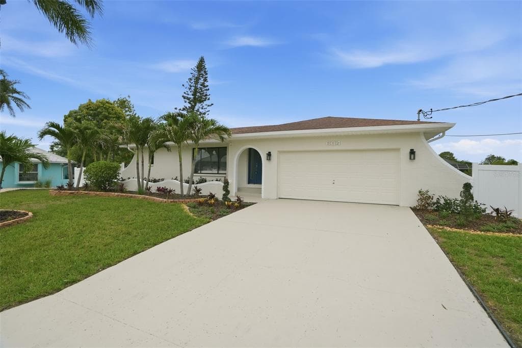 604 KINGSTON COURT photo 4