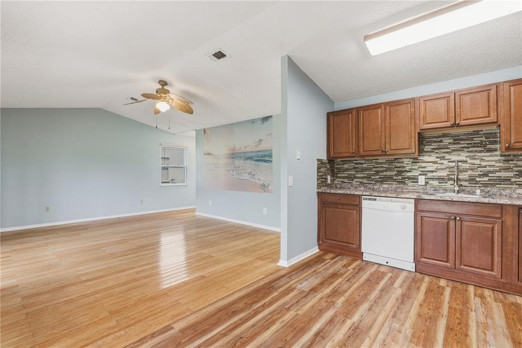 14431 WORTHWHILE ROAD photo 13