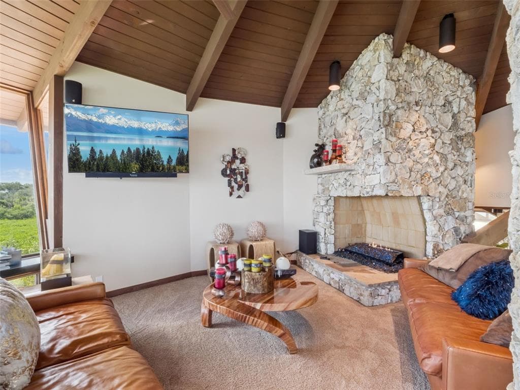 107 DONLON DRIVE photo 22