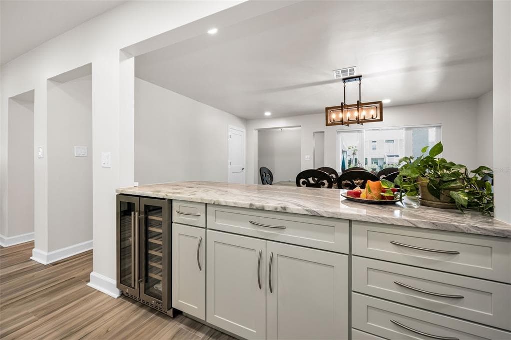 1620 SEA BREEZE DRIVE photo 24