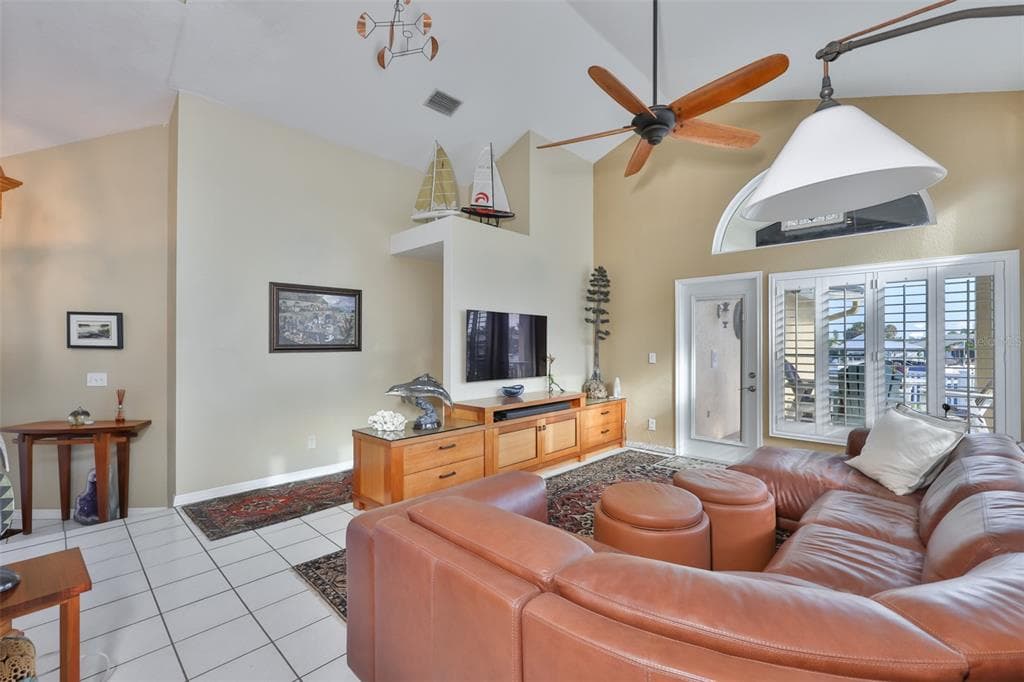 831 SYMPHONY ISLES BOULEVARD photo 17