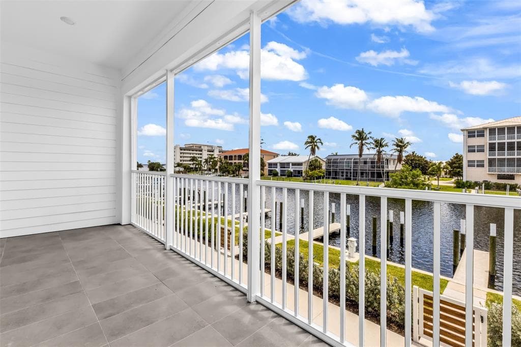 1617 SEAHAVEN DRIVE 505 photo 25