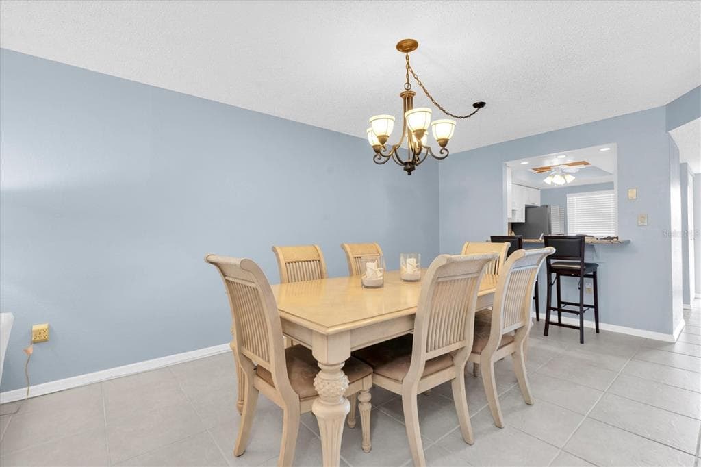 719 PINELLAS BAYWAY S 110 photo 8