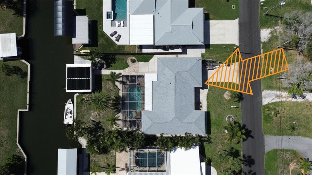 1433 LEMON BAY DRIVE 3