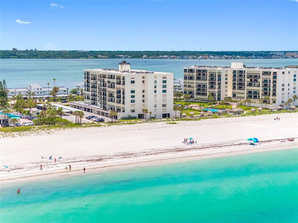 1400 GULF BOULEVARD 409 photo 1