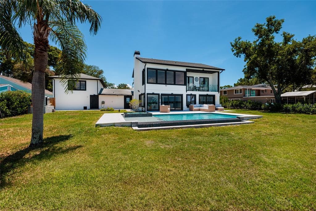 412 SHORE DRIVE E photo 20