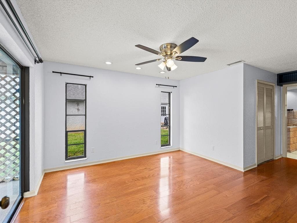 10843 HARBORSIDE DRIVE photo 15