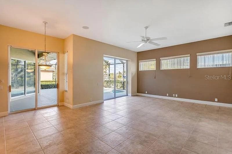 1704 AMBERWYND CIRCLE W photo 12