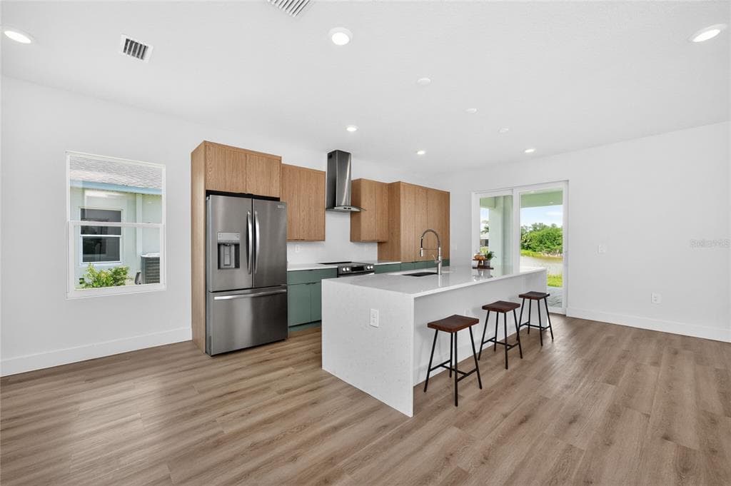203 REDWOOD ROAD photo 14