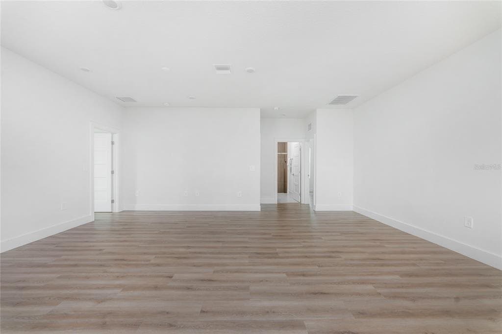 205 REDWOOD ROAD photo 7