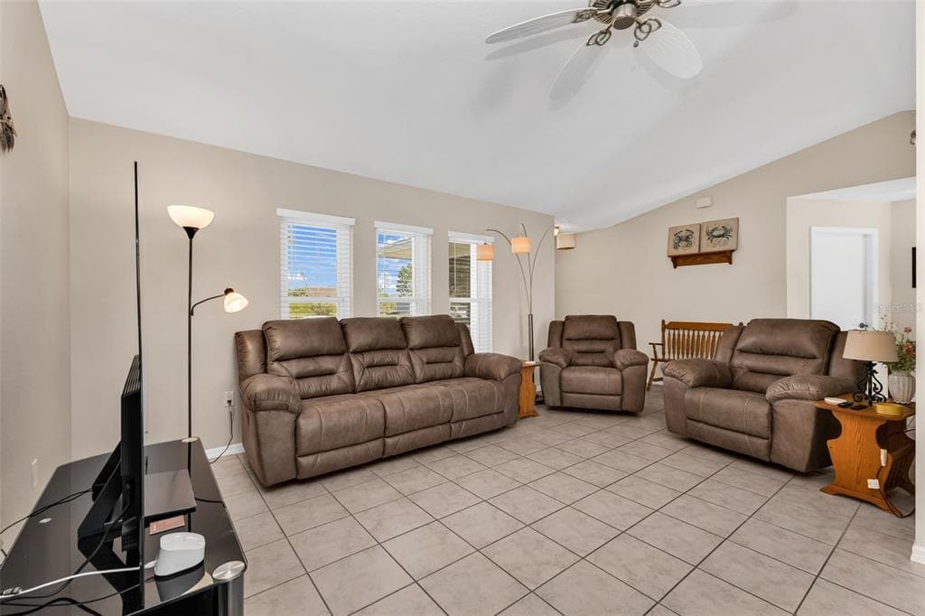 9532 GALAXIE CIRCLE photo 7