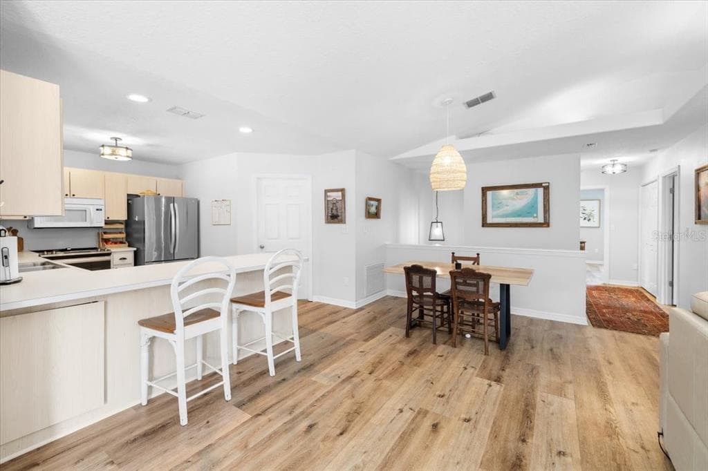 7264 ABERDEEN COURT photo 14