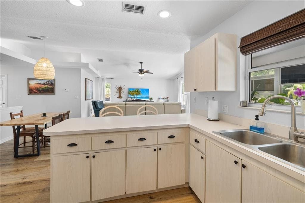 7264 ABERDEEN COURT photo 21
