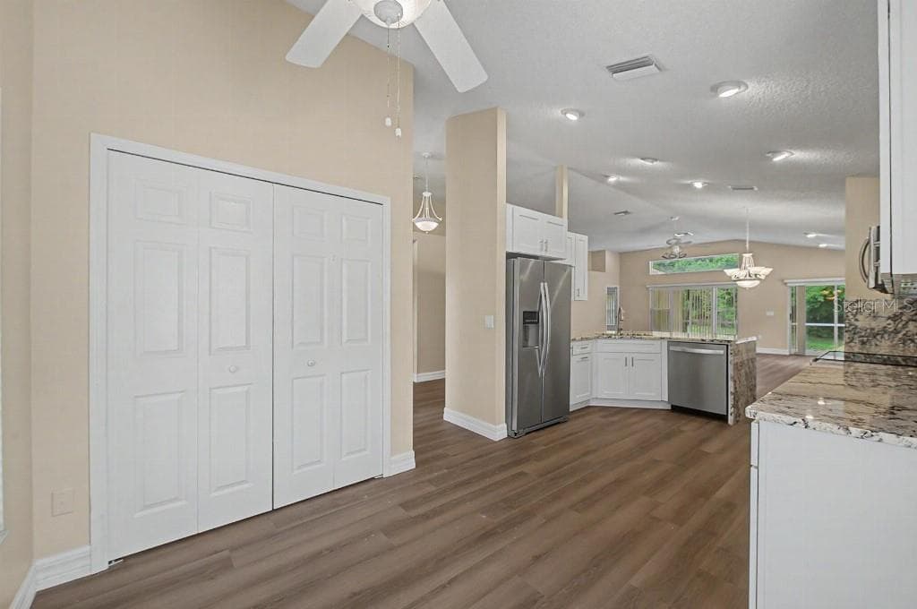 1812 ORCHARDGROVE AVENUE photo 19