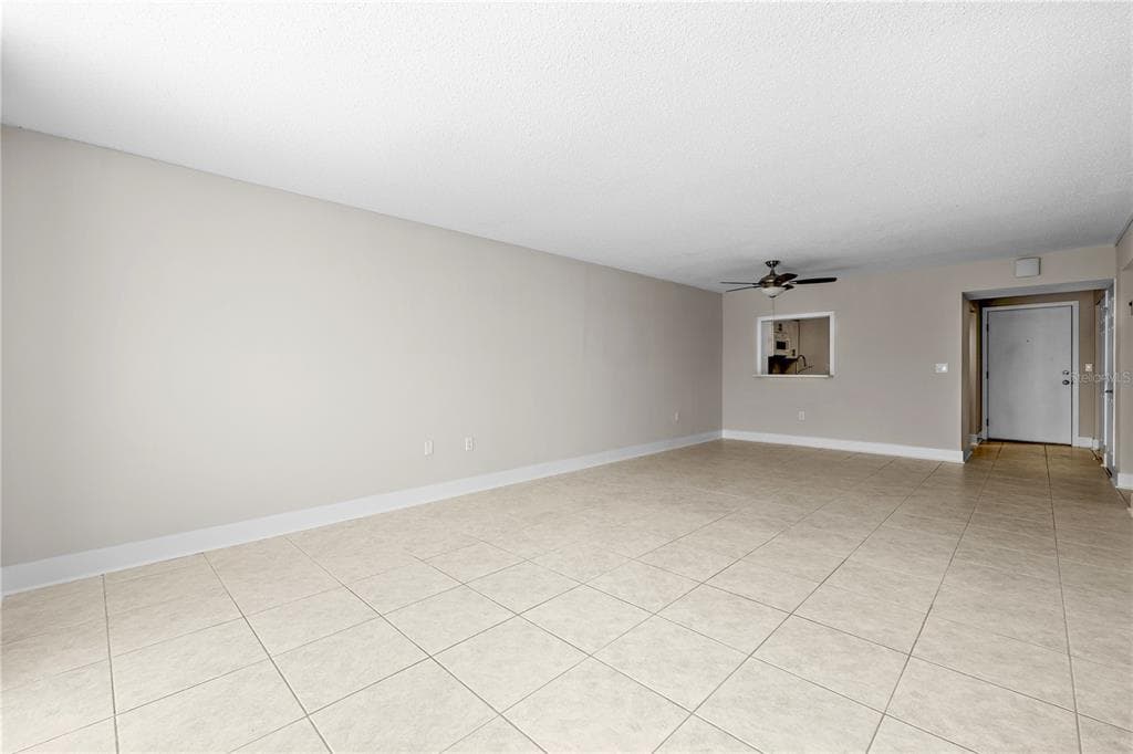 7425 BAY ISLAND DRIVE S 104 photo 21