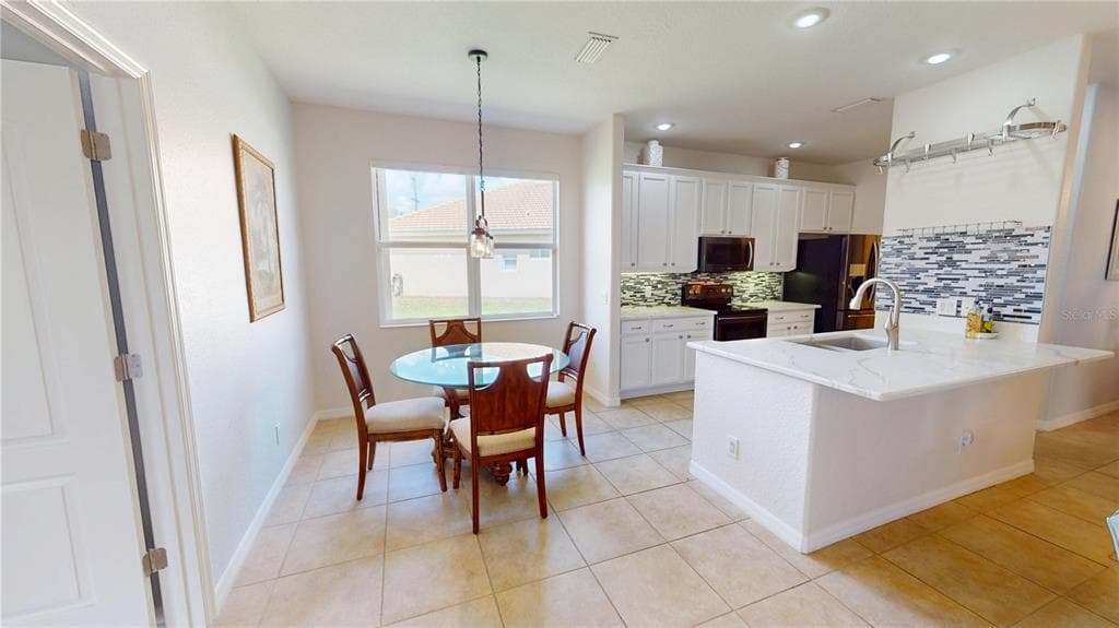 11463 CONCH COURT photo 7