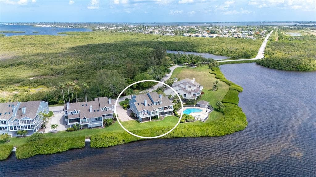 11 TIDY ISLAND BOULEVARD 11 photo 3
