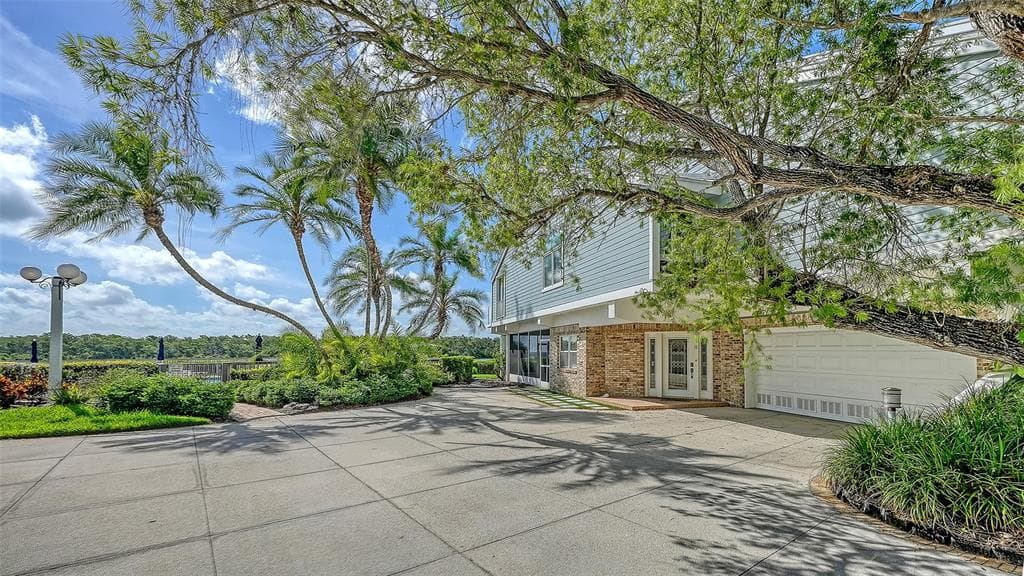 11 TIDY ISLAND BOULEVARD 11 photo 9