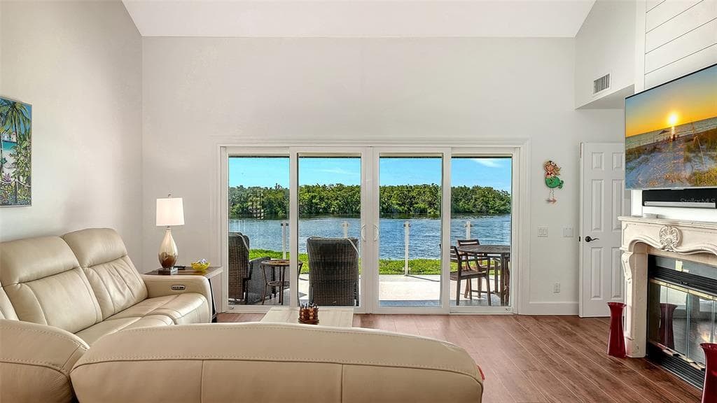 11 TIDY ISLAND BOULEVARD 11 photo 19