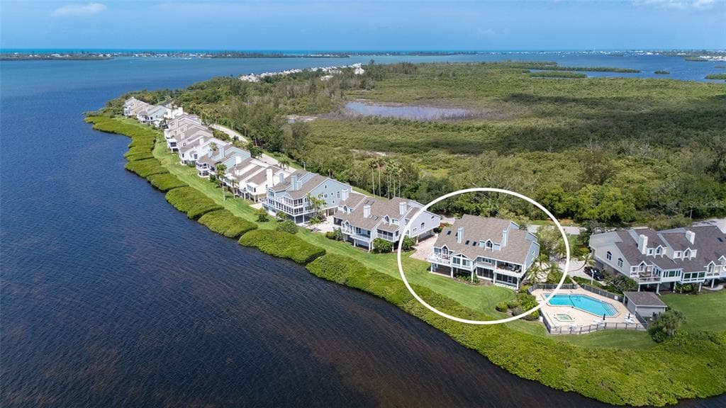 11 TIDY ISLAND BOULEVARD 11 photo 4