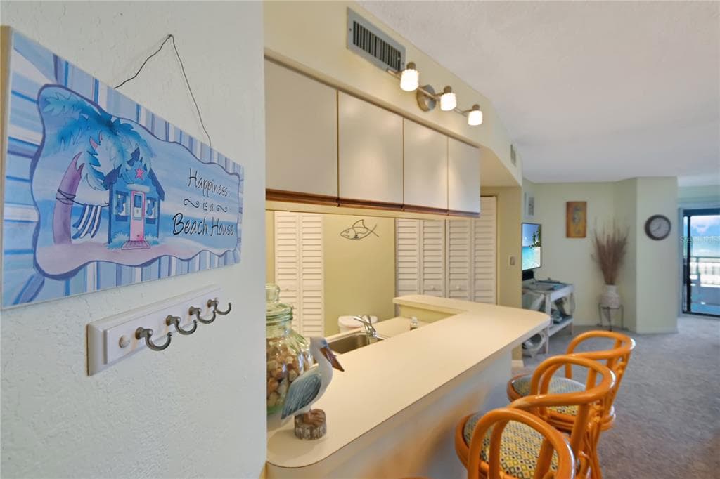 5207 S ATLANTIC AVENUE 323 photo 7