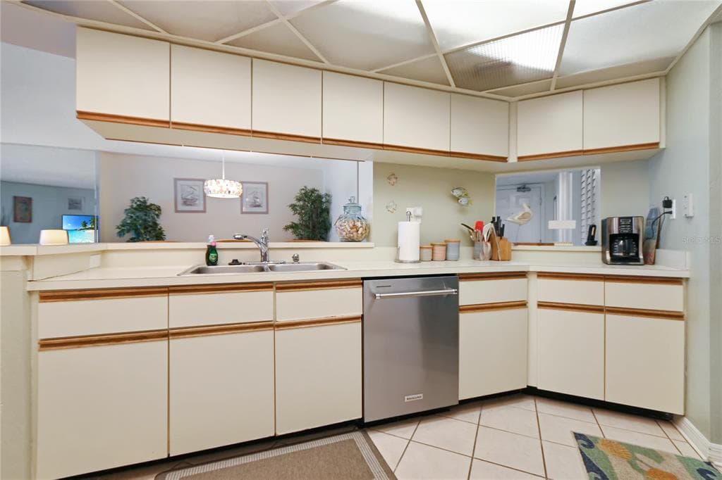 5207 S ATLANTIC AVENUE 323 photo 14