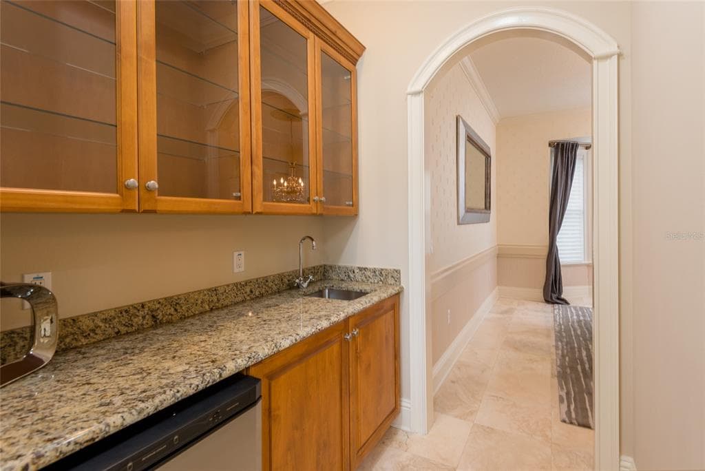 7902 FOXCATCHER COURT photo 9