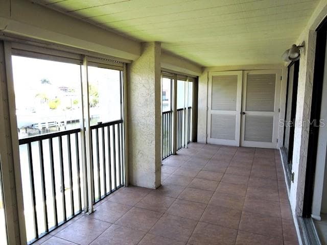 1433 MEDITERRANEAN DRIVE #C 4