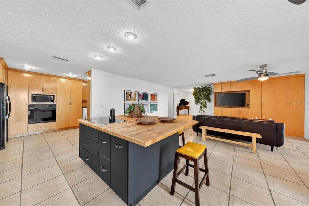 44228 PARKWAY LANE photo 14