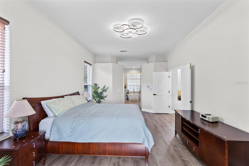 10273 COVE LAKE DRIVE photo 17