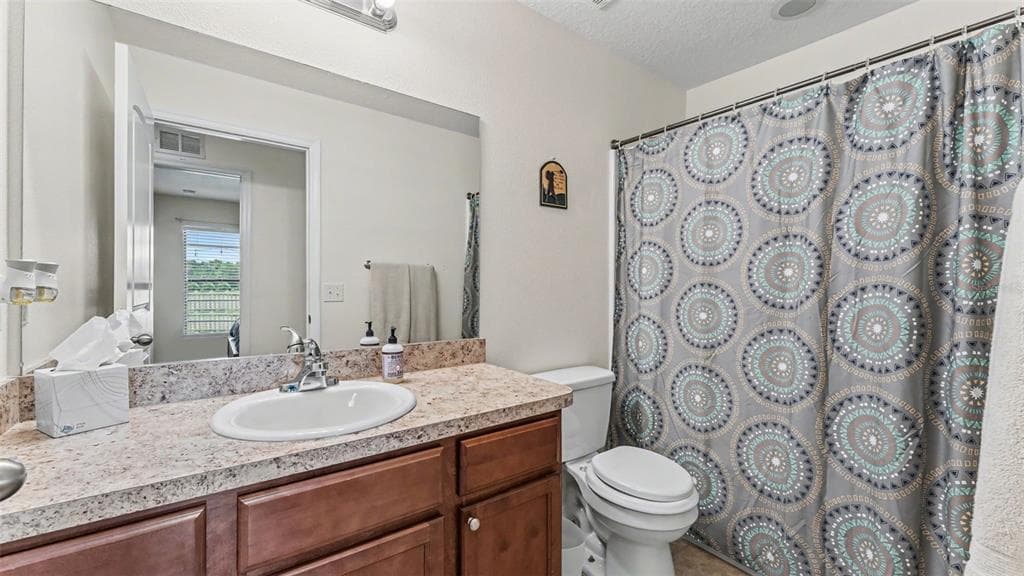 2121 GENEVA DRIVE photo 24