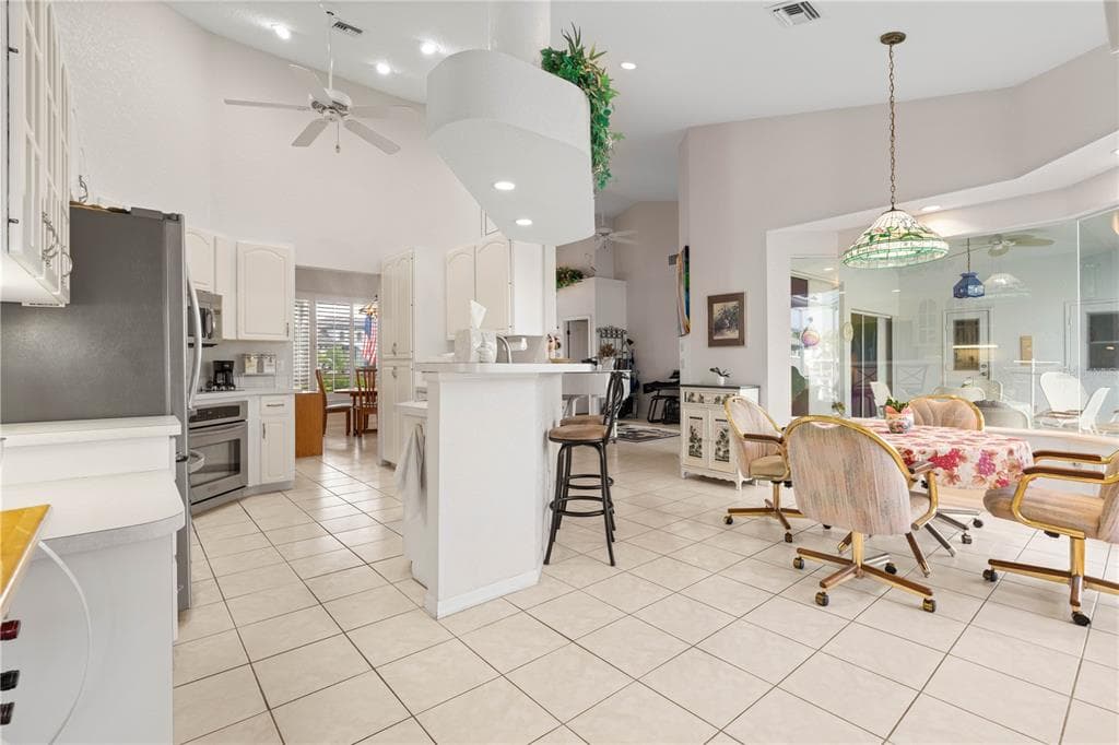 1741 SUZI STREET photo 7