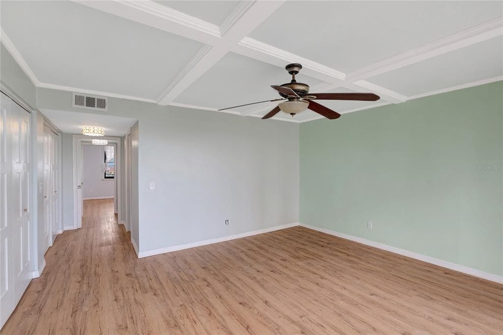 1581 GULF BOULEVARD 302N photo 17