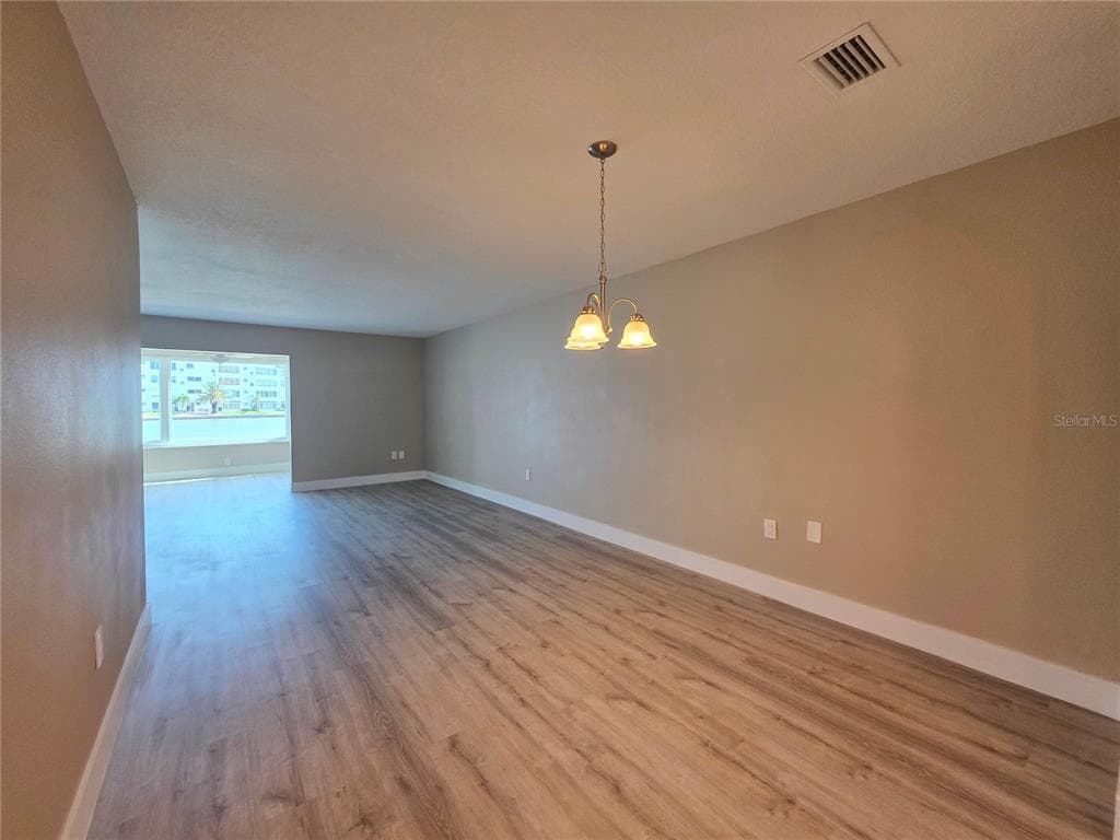 6025 SHORE BOULEVARD S 105 photo 7