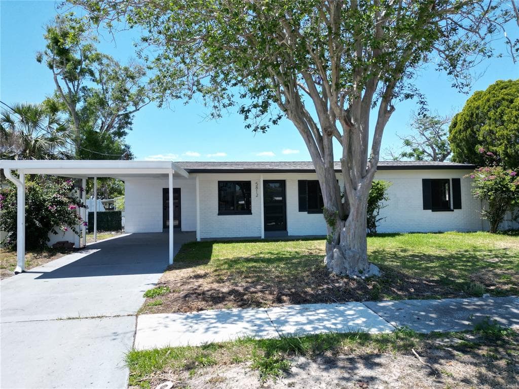 5812 LIVERPOOL DRIVE photo 5