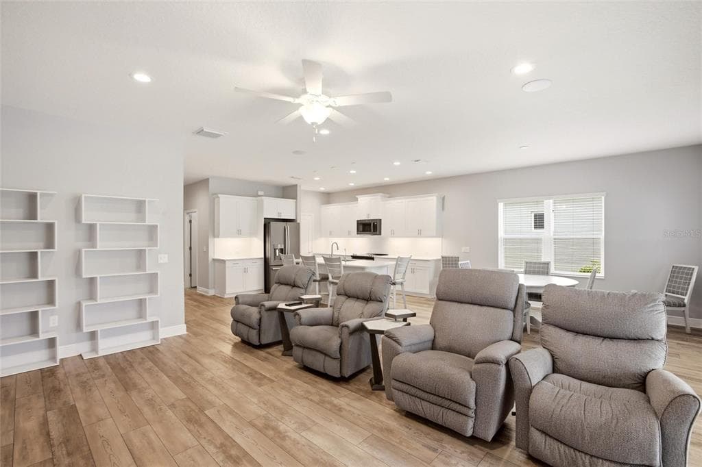 7545 RIDGELAKE CIRCLE photo 9