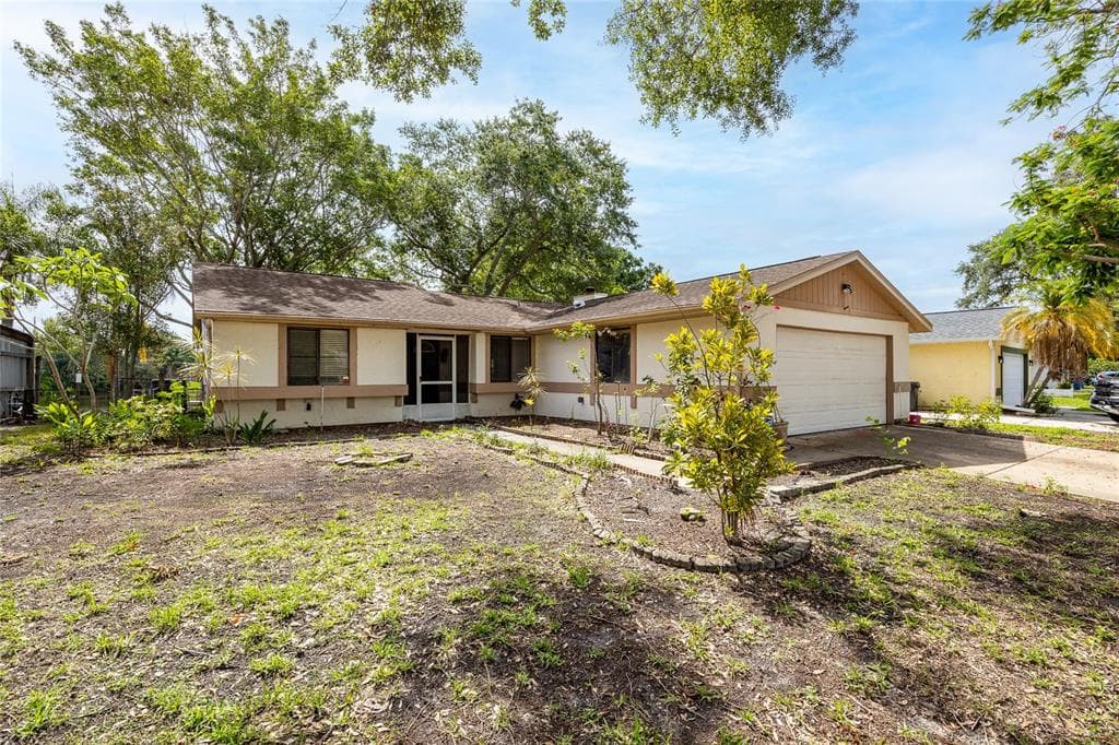 627 TIMBER BAY CIRCLE W photo 1