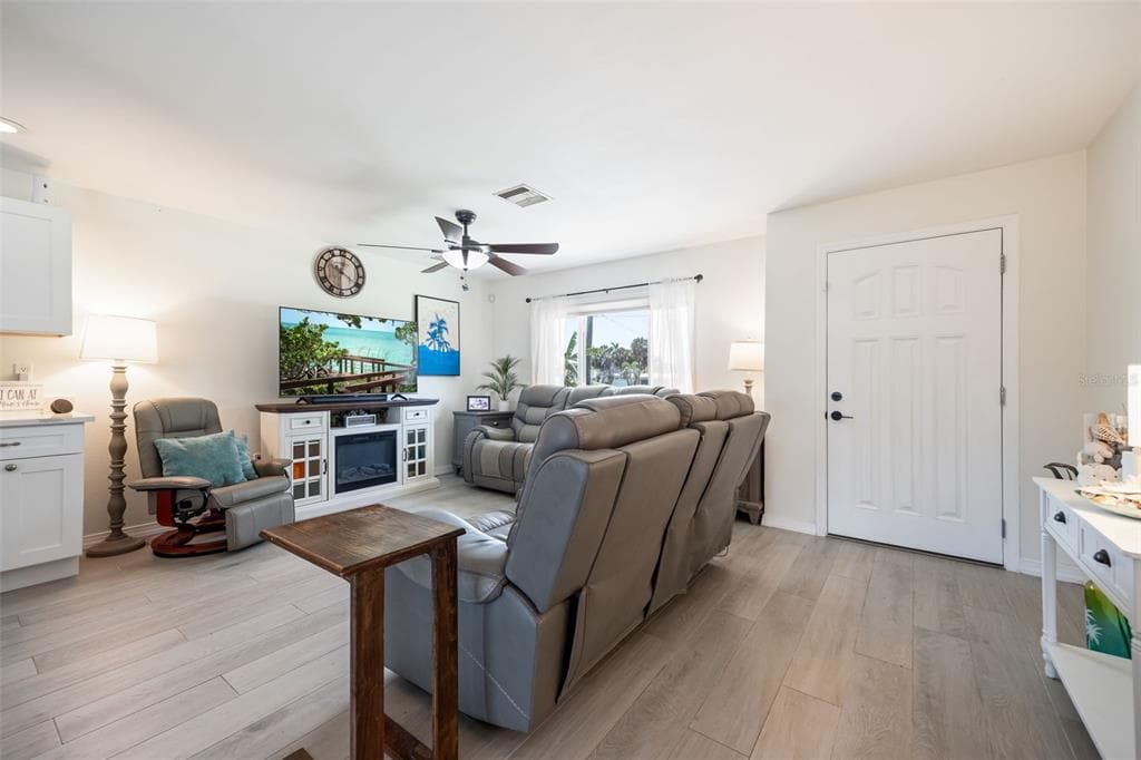 3601 WISTERIA PLACE photo 12