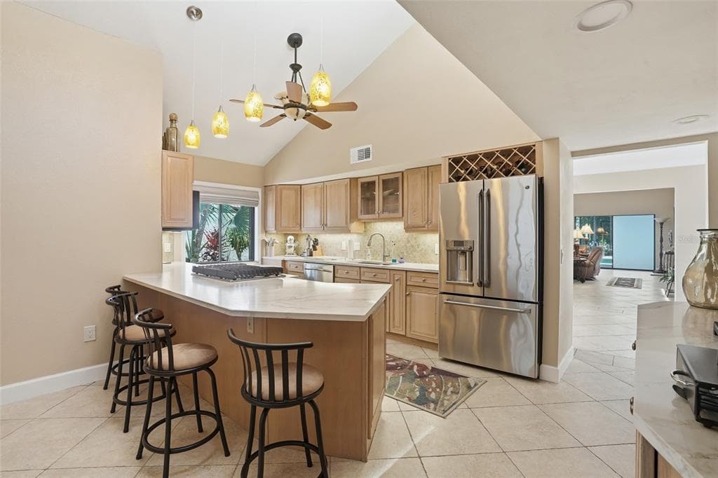 25188 MARION AVENUE #10 2