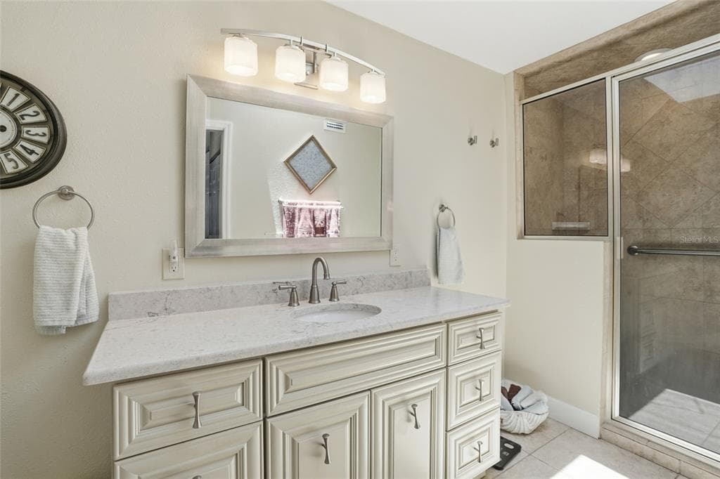 25188 MARION AVENUE 10 photo 21