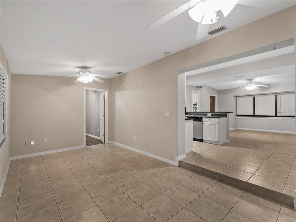 3181 NORMANDY DRIVE photo 15