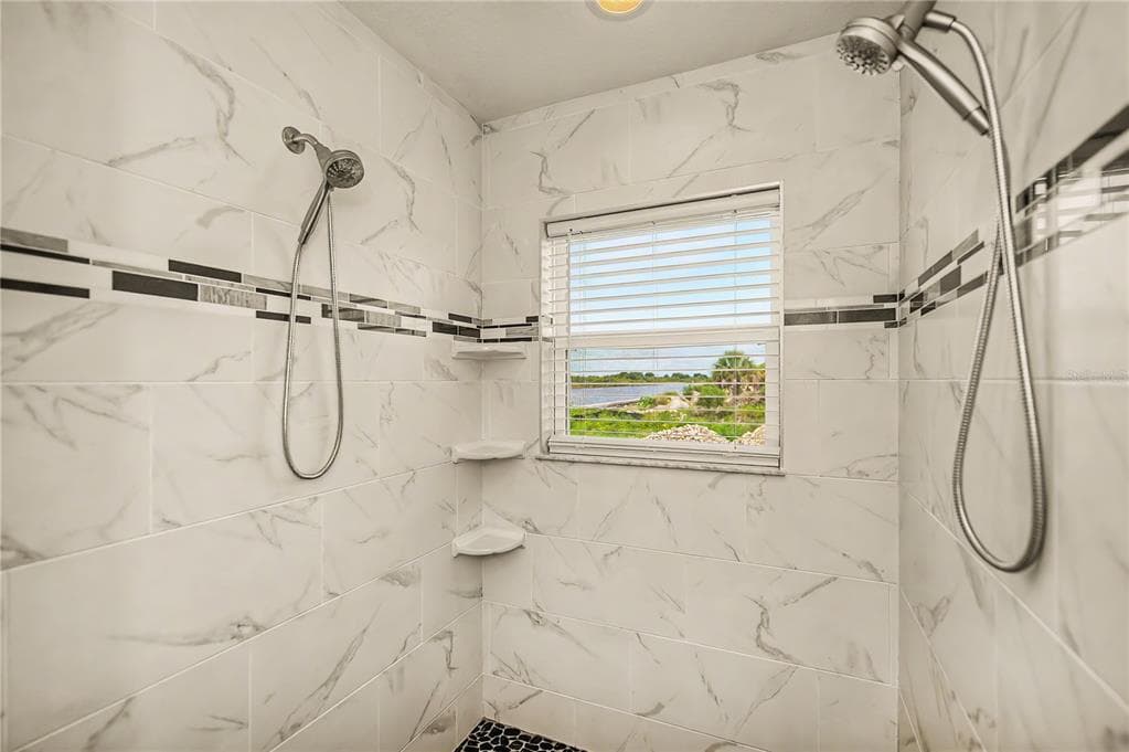 13525 GREENCASTLE AVENUE photo 23