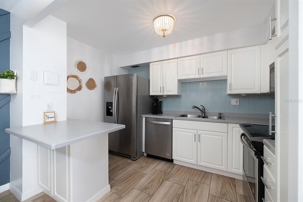 2800 N ATLANTIC AVENUE 1401 photo 5