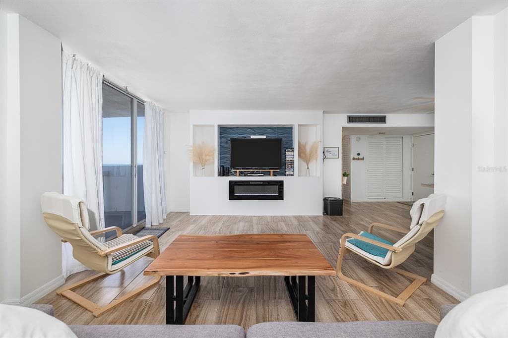 2800 N ATLANTIC AVENUE 1401 photo 10