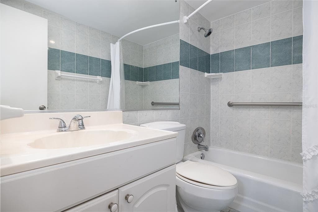 2800 N ATLANTIC AVENUE 1401 photo 21