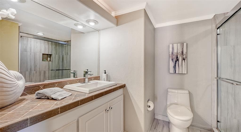 2301 GULF OF MEXICO DRIVE 33N photo 13