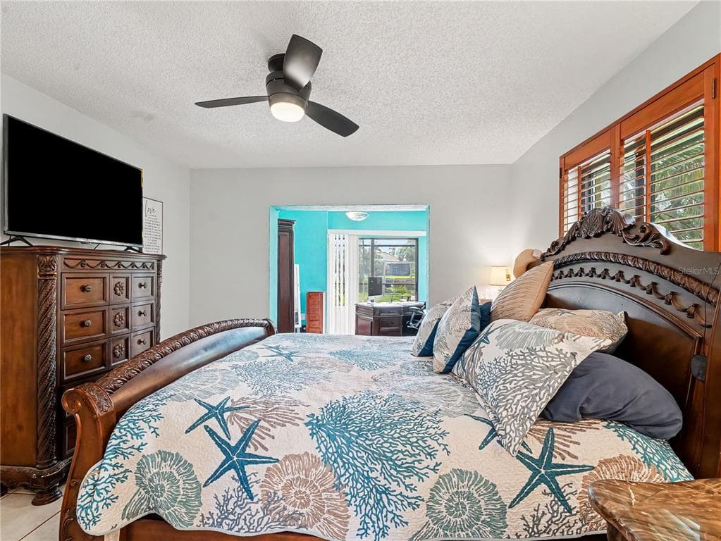 2320 LAKE SHORE DRIVE photo 15