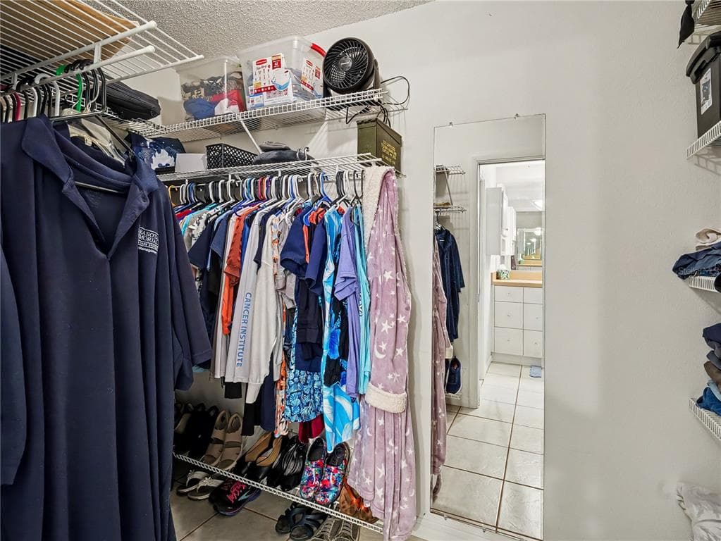 2320 LAKE SHORE DRIVE photo 19