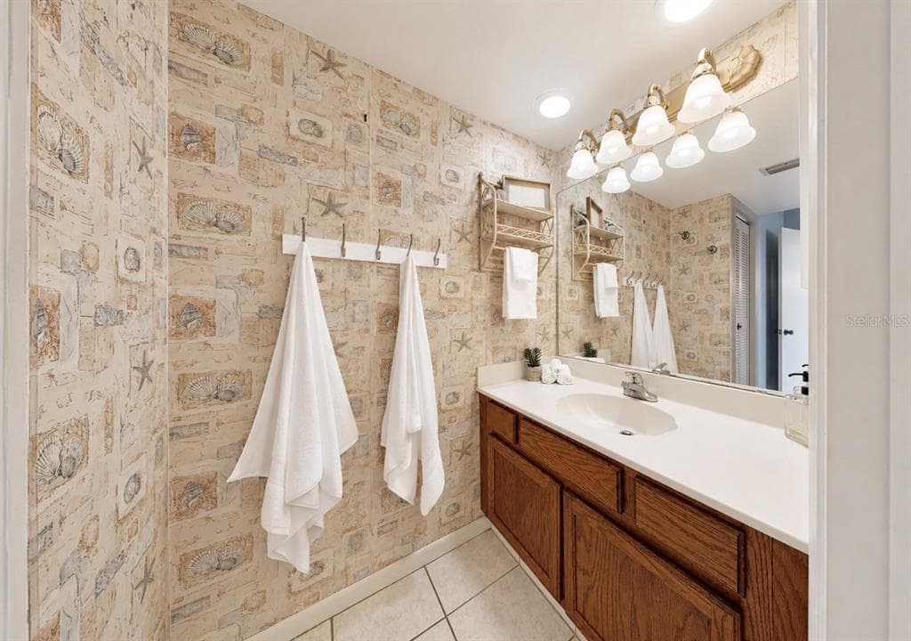 810 BAHIA DEL SOL DRIVE 16 photo 24