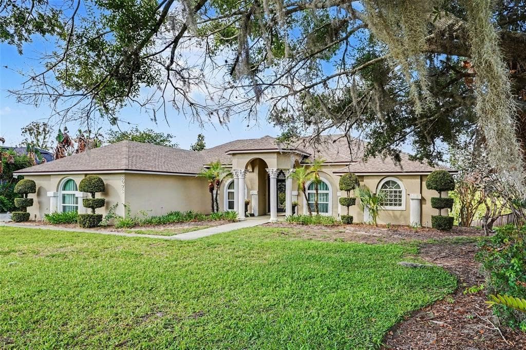 3073 LANDINGS COURT photo 1